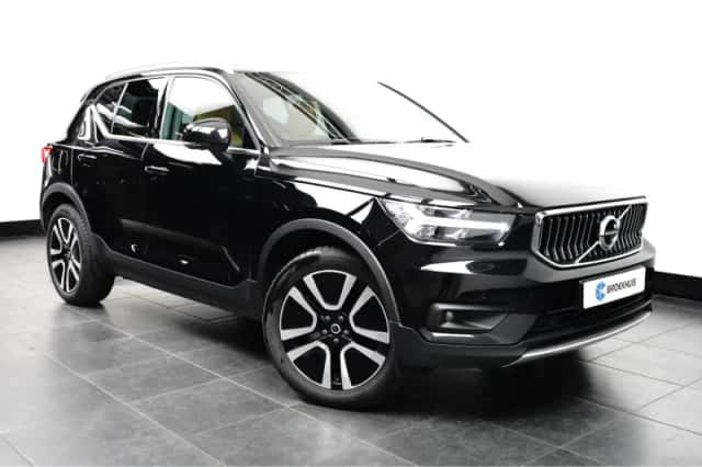 Volvo XC40 (2021) thumbnail 3