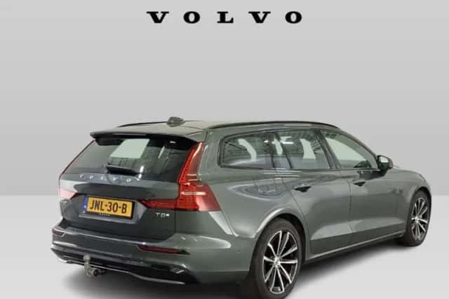 Volvo V60 (2025) thumbnail 2