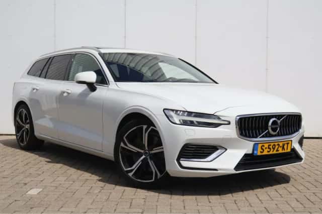 Volvo V60 (2019) thumbnail 3