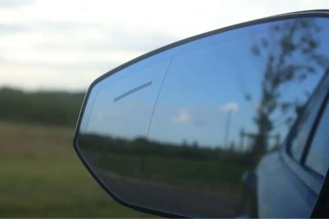 Volvo EX30 (2026) thumbnail 6
