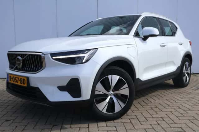 Volvo XC40 (2022) thumbnail 1