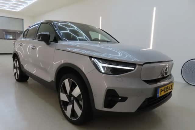 Volvo C40 (2022) thumbnail 2
