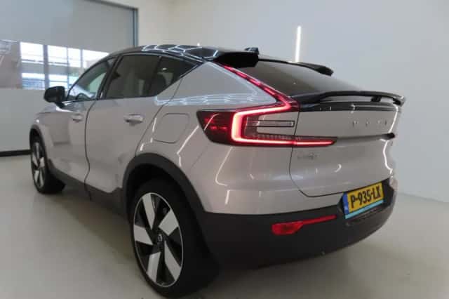 Volvo C40 (2022) thumbnail 3