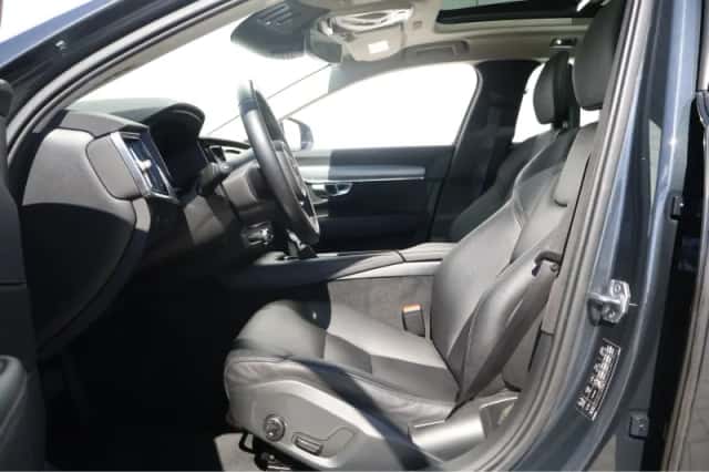 Volvo V90 (2018) thumbnail 5