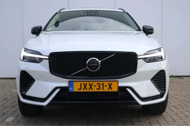 Volvo XC60 (2026) thumbnail 2