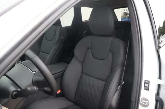 Volvo XC60 (2026) thumbnail 4