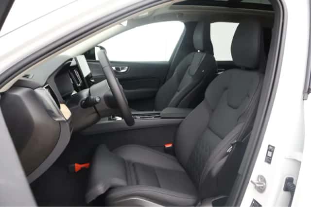 Volvo XC60 (2026) thumbnail 5