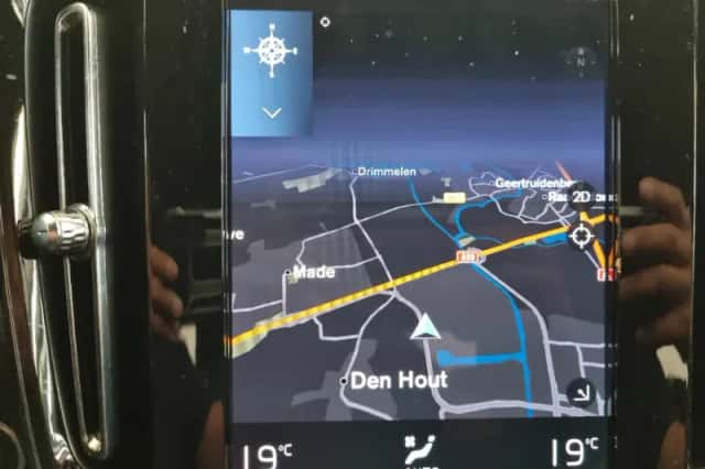 Volvo XC40 (2022) thumbnail 6