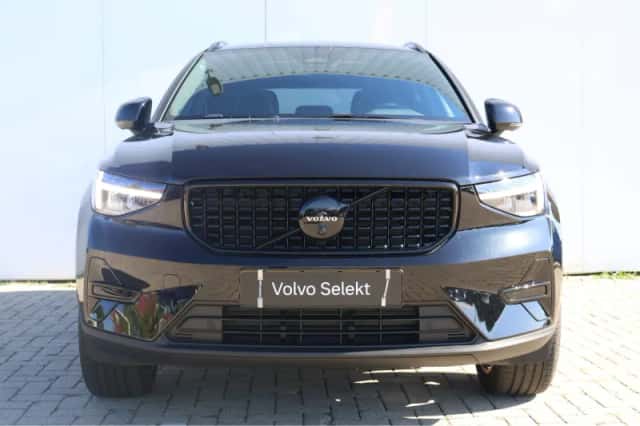 Volvo XC40 (2026) thumbnail 2