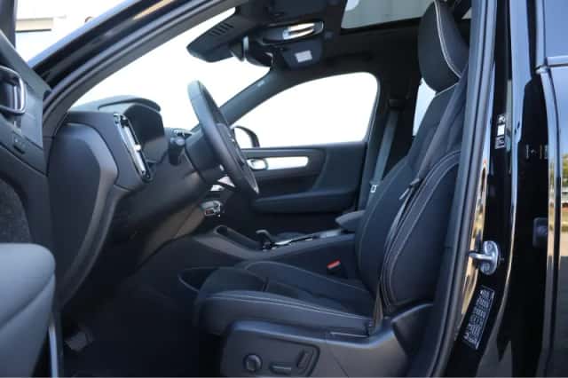 Volvo XC40 (2026) thumbnail 6