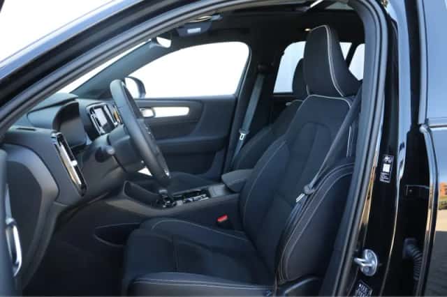 Volvo XC40 (2026) thumbnail 5