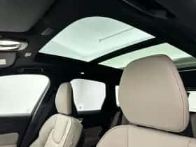 Volvo XC60 (2025) thumbnail 13