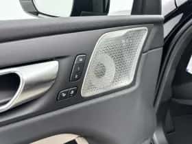Volvo XC60 (2025) thumbnail 24