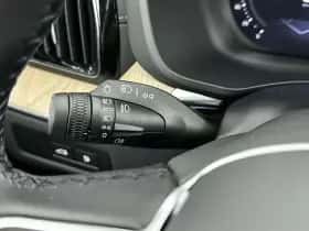 Volvo XC60 (2025) thumbnail 25