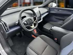 Volvo EX30 (2024) thumbnail 14