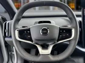 Volvo EX30 (2024) thumbnail 18