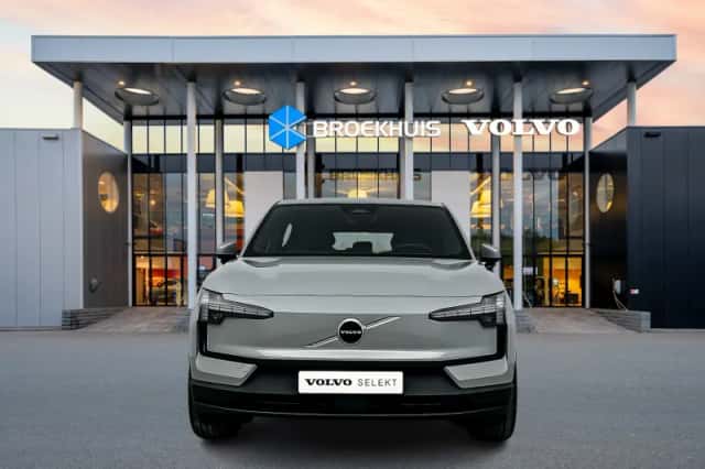Volvo EX30 (2024) thumbnail 5
