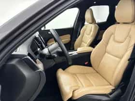 Volvo XC60 (2024) thumbnail 11