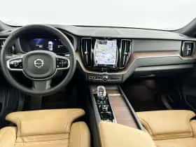 Volvo XC60 (2024) thumbnail 14
