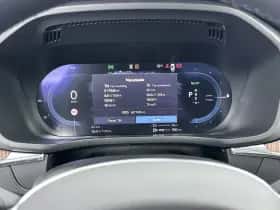 Volvo XC60 (2024) thumbnail 17