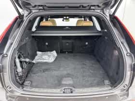 Volvo XC60 (2024) thumbnail 28