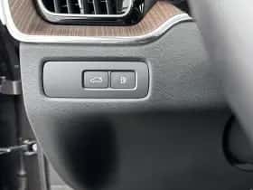 Volvo XC60 (2024) thumbnail 29