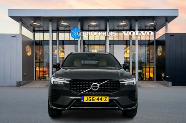 Volvo XC60 (2024) thumbnail 5