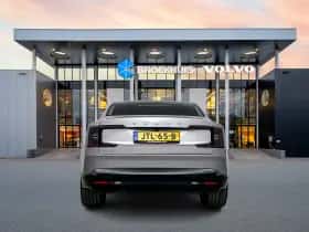 Volvo ES90 (2026) thumbnail 6