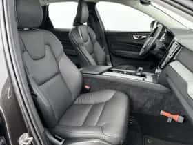Volvo XC60 (2024) thumbnail 12