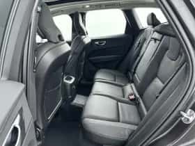Volvo XC60 (2024) thumbnail 13