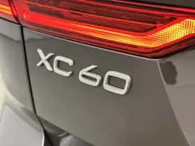 Volvo XC60 (2024) thumbnail 28