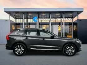 Volvo XC60 (2024) thumbnail 7