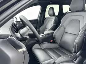 Volvo XC60 (2025) thumbnail 11