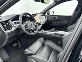 Volvo XC60 (2025) thumbnail 12