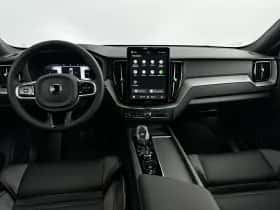 Volvo XC60 (2025) thumbnail 15