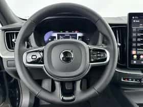 Volvo XC60 (2025) thumbnail 16