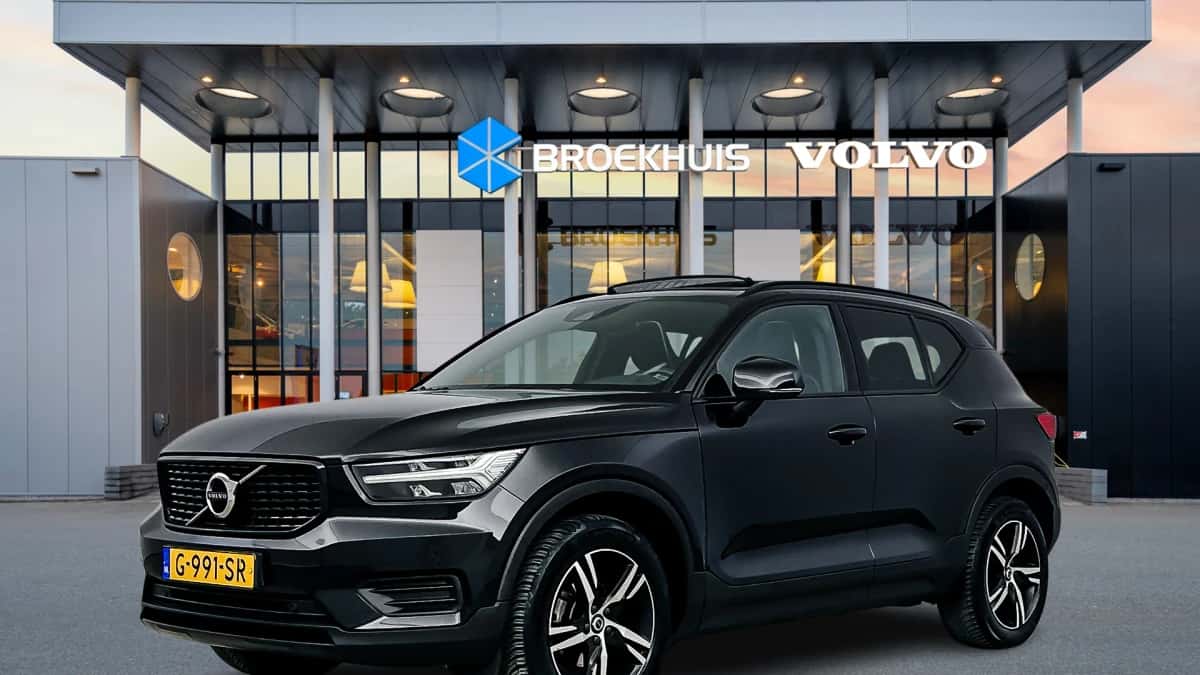 Volvo XC40 (2019) — foto 1