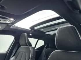 Volvo XC40 (2019) thumbnail 14
