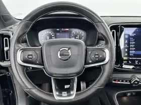 Volvo XC40 (2019) thumbnail 16