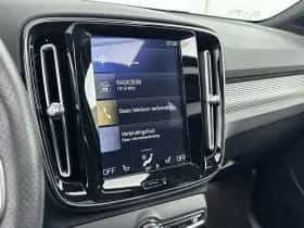 Volvo XC40 (2019) thumbnail 18