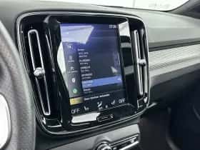 Volvo XC40 (2019) thumbnail 21