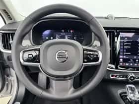 Volvo V90 (2025) thumbnail 16