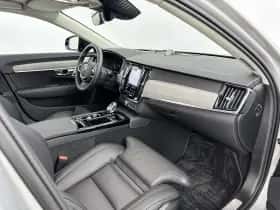 Volvo V90 (2025) thumbnail 10