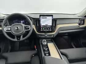 Volvo XC60 (2025) thumbnail 15