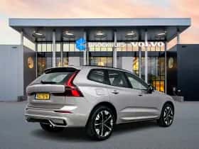 Volvo XC60 (2025) thumbnail 3