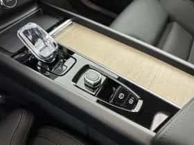 Volvo XC60 (2025) thumbnail 25