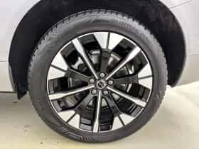 Volvo XC60 (2025) thumbnail 35