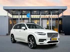 Volvo XC90 (2021) thumbnail 2
