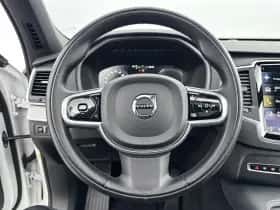 Volvo XC90 (2021) thumbnail 16