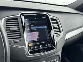 Volvo XC90 (2021) thumbnail 23